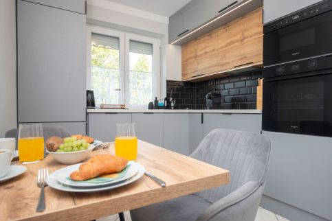 Becky Apartman2