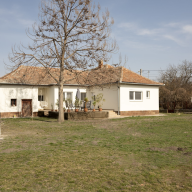 A poroszlói ház