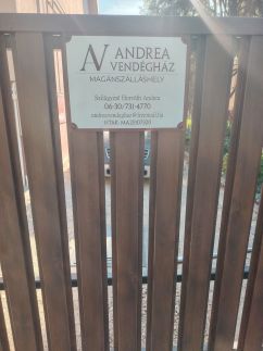Andrea Vendégház35