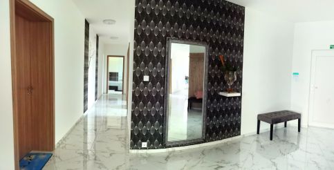Regina Partyhouse2