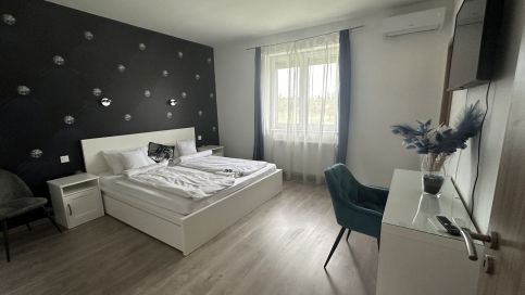 Regina Partyhouse9