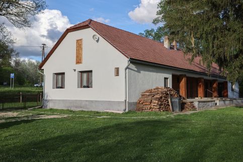 Fekete Gólya Fogadó35