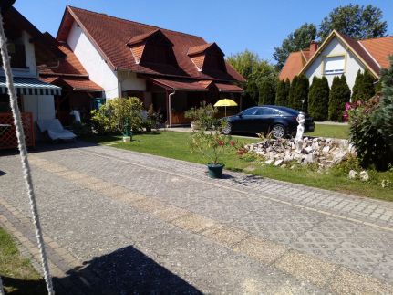Aranyhal Apartman11