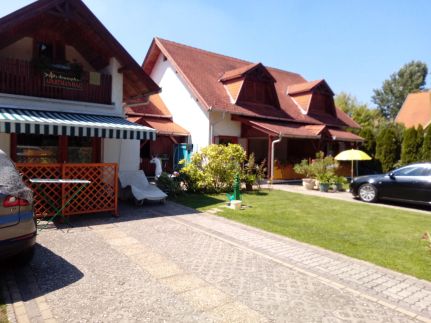 Aranyhal Apartman12