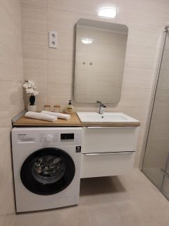 Aura Residence Apartman13