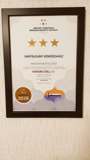 Napsugár Vendégház24