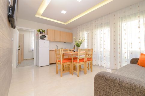 Bella Apartments No21