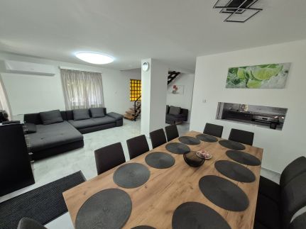 Grand Alba Apartman Mezőkövesd