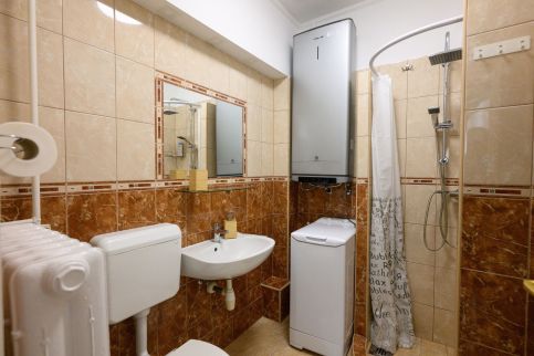 Violet Center Apartman5