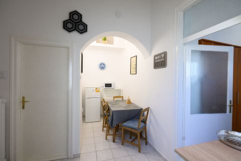 Violet Center Apartman6