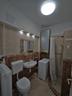 Violet Center Apartman2