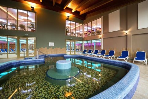 Alma 703 Wellness Apartman8