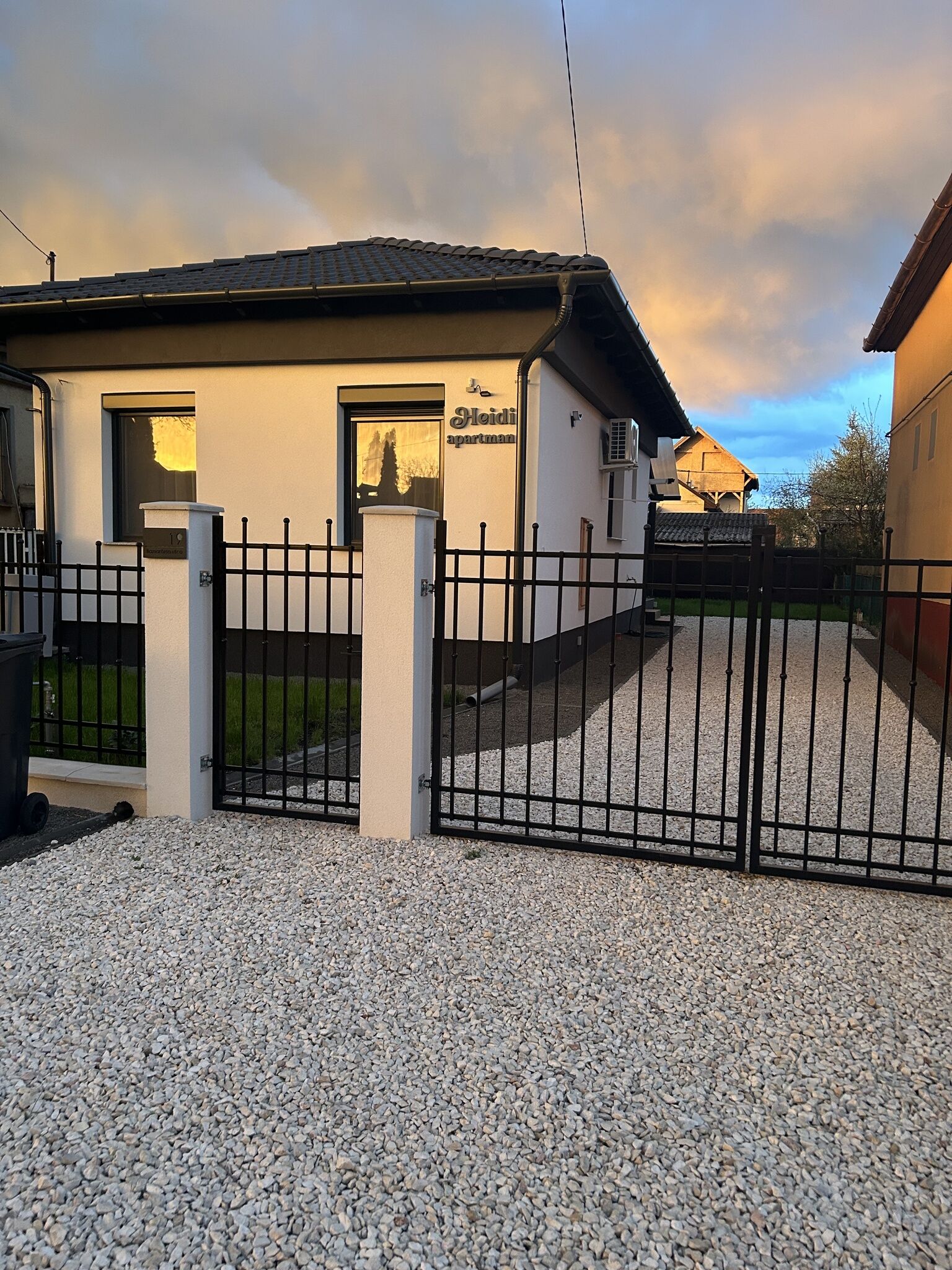 Heidi Apartman – Mezőkövesd