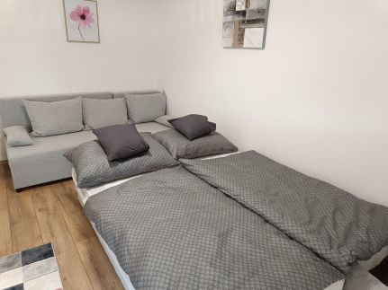 Harka Central Apartman13