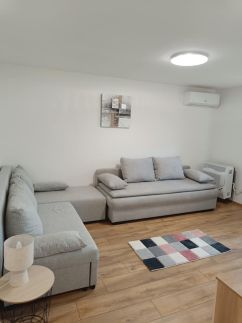 Harka Central Apartman7