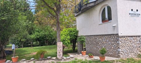 Zazen Apartman1