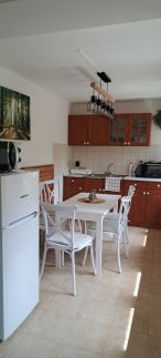 Zazen Apartman3