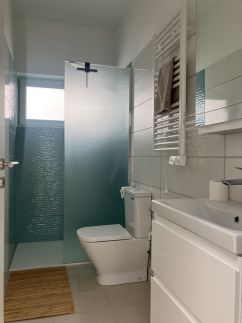 Aquamarine Apartman14