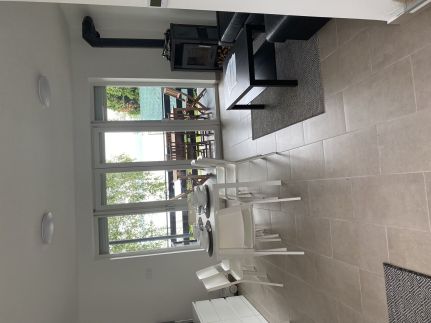 Lakeside Home Apartman11