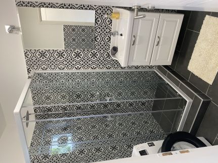 Lakeside Home Apartman17