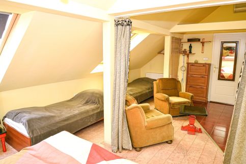 Brique Jobb Mint Otthon Apartman3