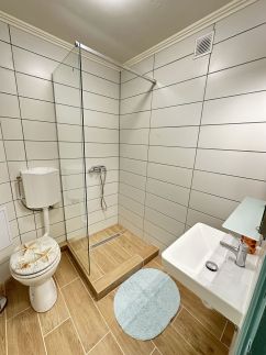 Mathis Apartman11