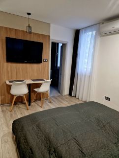 BB Apartman 24