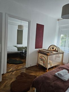 FAMILLE Apartman28