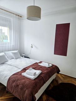 FAMILLE Apartman36
