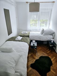 FAMILLE Apartman37