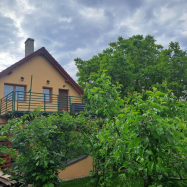Pihenő Apartman