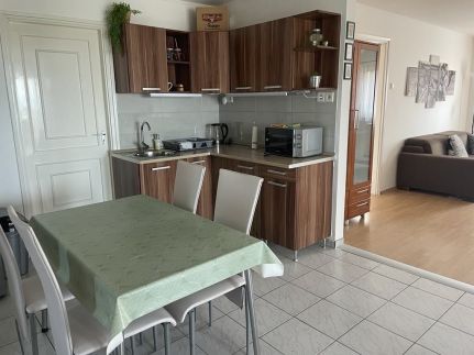 Pihenő Apartman9