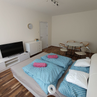 Hídfő Apartman