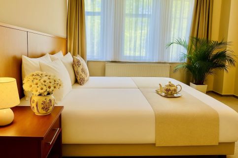 Plaza Hotel11