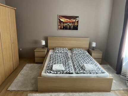 Gold Apartmann2