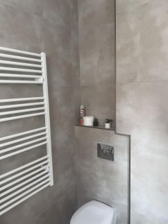 Stephanie's Apartman1