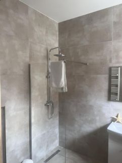 Stephanie's Apartman2