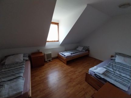 Mohos Vendégfogadó és Presszó4