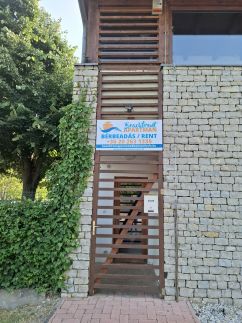 Beachfront Apartman