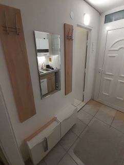 Nap Hold Apartman12