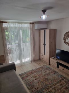 Nap Hold Apartman7