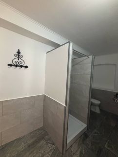 Lola Apartman8