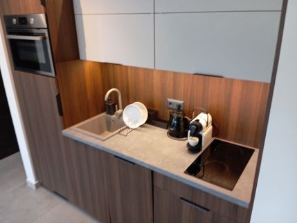 Summer Breeze Hideout Apartman12