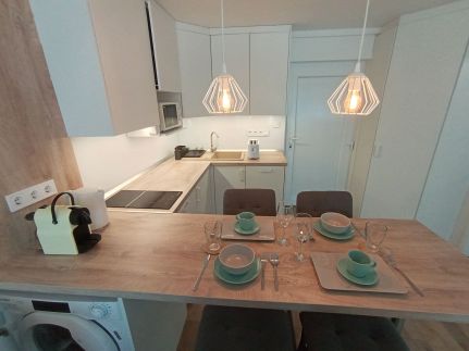 Summer Breeze Hideout Apartman