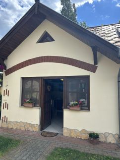 Demona Apartman10