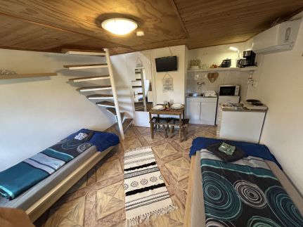Demona Apartman16