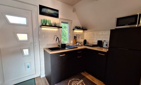 Hillside Cottage15