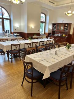 Mádi Kúria Hotel és18