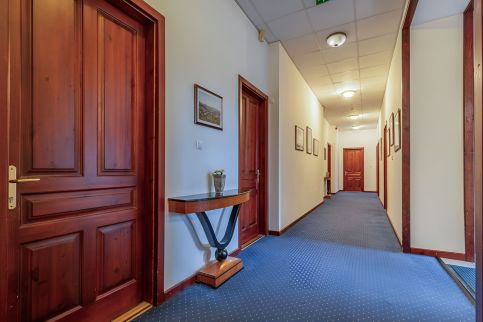 Mádi Kúria Hotel és5