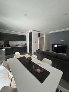 City Gardens Apartmanok II.